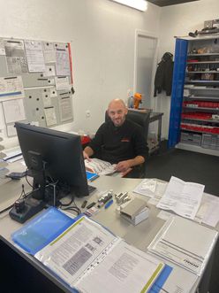 Odoo • Image and Text